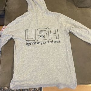 Men’s Vineyard Vines USA Flag Long Sleeved Hooded Tee Size Small Fourth of July